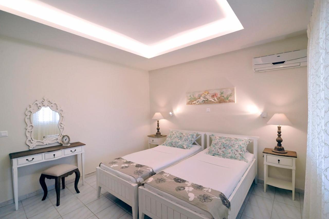 Pyramid City Apartments Agios Spyridon  Zimmer foto